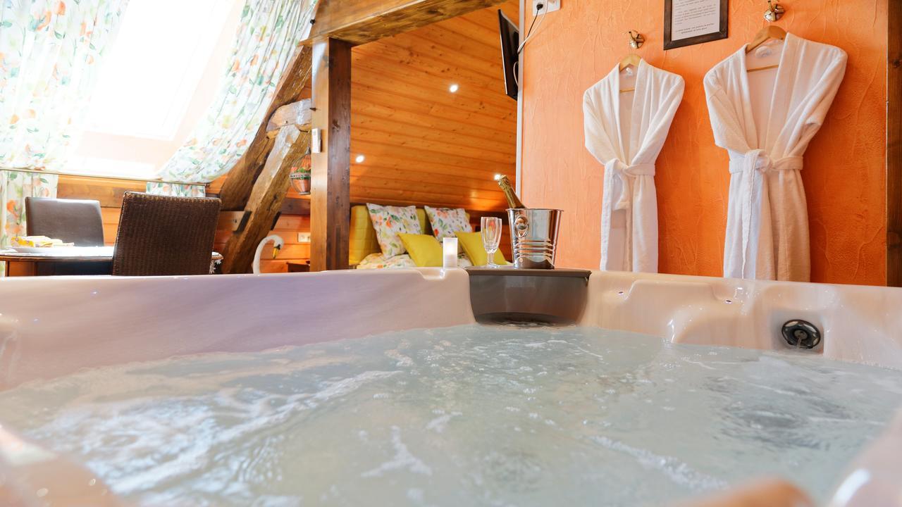 La Ferme Briarde Bed & Breakfast Couperdrix Exterior photo